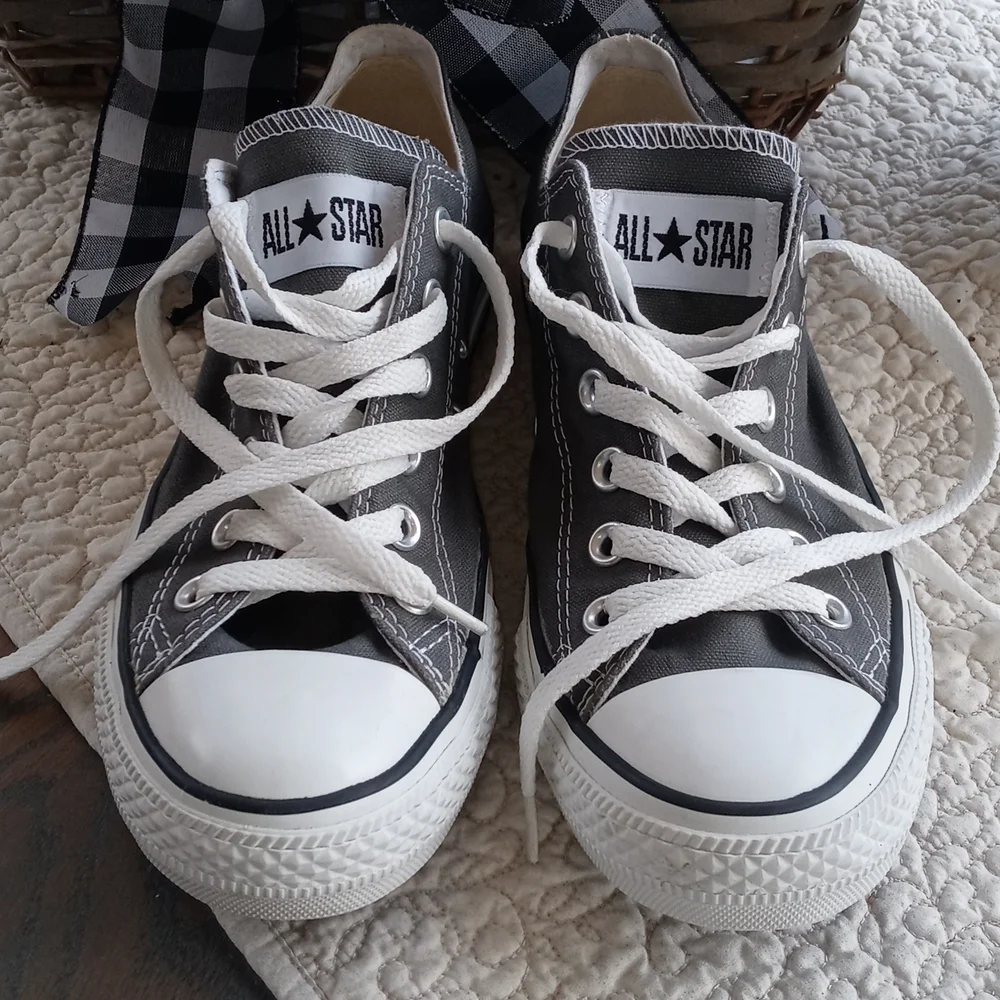 ALL STAR CONVERSE SHOES - Picture 1 of 8